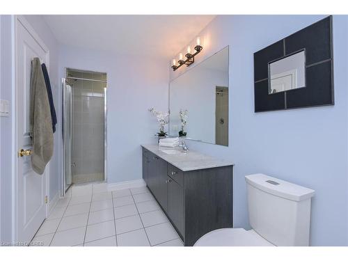 1512 Haws Crescent, Milton, ON - Indoor Photo Showing Bathroom