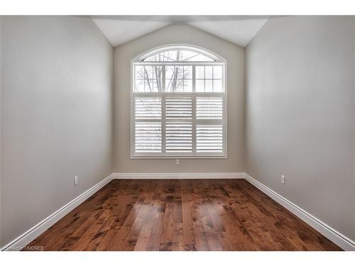 2349 Falkland Crescent, Oakville, ON - Indoor Photo Showing Other Room