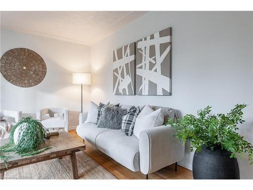 61 Mcdonald Street, Stratford, ON - Indoor Photo Showing Living Room