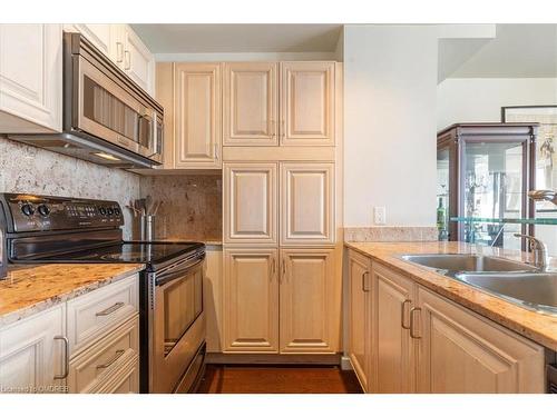 1007-218 Queens Quay, Toronto, ON - Indoor Photo Showing Kitchen With Double Sink