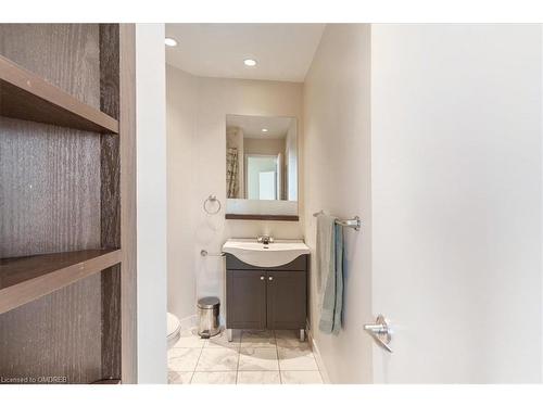 1007-218 Queens Quay, Toronto, ON - Indoor Photo Showing Bathroom