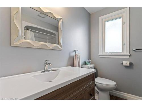 5 Woodelm Drive, St. Catharines, ON - Indoor Photo Showing Bathroom