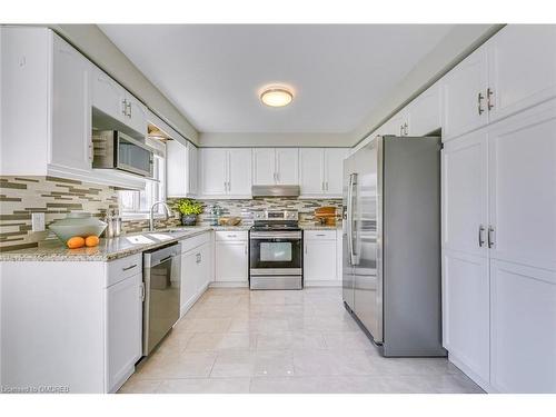 91 Bridgeport Crescent, Ancaster, ON - Indoor Photo Showing Kitchen