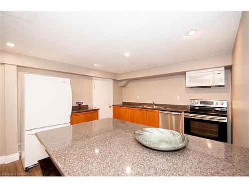 [Bsmt]-785 Frobisher Boulevard, Milton, ON - Indoor Photo Showing Kitchen