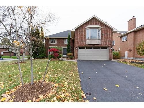 398 Barclay Crescent, Oakville, ON - Outdoor