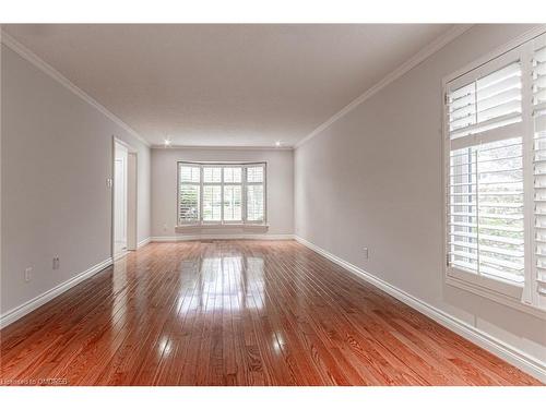 398 Barclay Crescent, Oakville, ON - Indoor Photo Showing Other Room