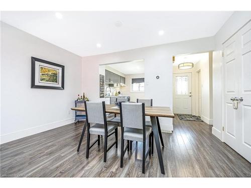 2-1294 Guelph Line, Burlington, ON - Indoor Photo Showing Dining Room