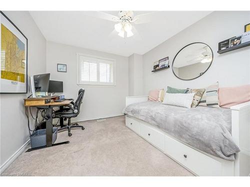 2-1294 Guelph Line, Burlington, ON - Indoor Photo Showing Bedroom