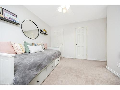 2-1294 Guelph Line, Burlington, ON - Indoor Photo Showing Bedroom