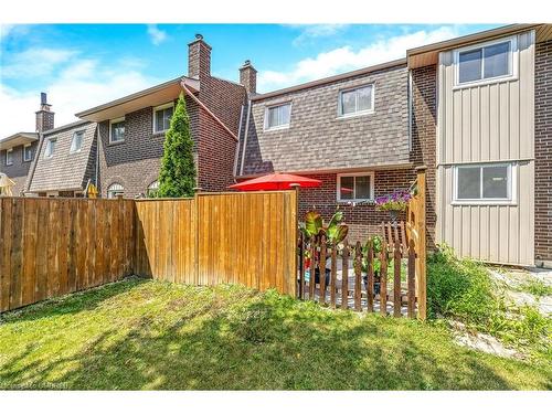 2-1294 Guelph Line, Burlington, ON - Outdoor