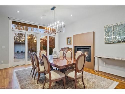 1414 Amber Crescent, Oakville, ON - Indoor Photo Showing Dining Room