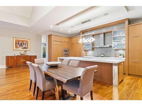 1414 Amber Crescent, Oakville, ON - Indoor Photo Showing Dining Room