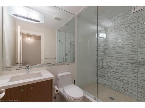 1414 Amber Crescent, Oakville, ON - Indoor Photo Showing Bathroom