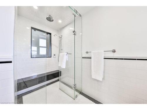 1567 Steveles Crescent, Mississauga, ON - Indoor Photo Showing Bathroom