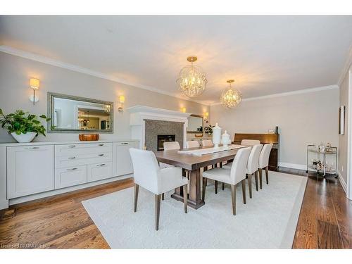 2145 Elmhurst Avenue, Oakville, ON - Indoor Photo Showing Dining Room