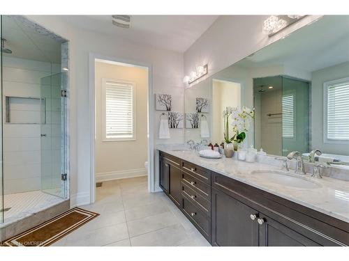 377 Tudor Avenue, Oakville, ON - Indoor Photo Showing Bathroom