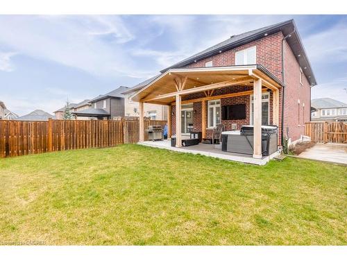 17 Narbonne Crescent, Stoney Creek, ON - Outdoor With Deck Patio Veranda