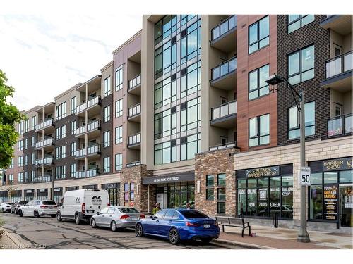 514-150 Oak Park Boulevard, Oakville, ON - Outdoor With Facade