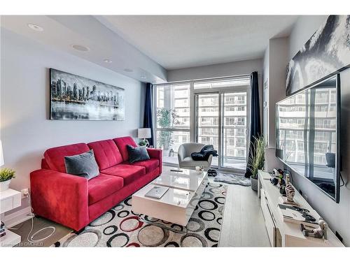 1313-55 Speers Road, Oakville, ON - Indoor Photo Showing Living Room