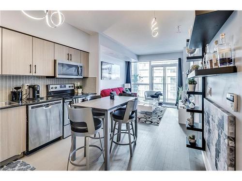 1313-55 Speers Road, Oakville, ON - Indoor Photo Showing Kitchen With Stainless Steel Kitchen