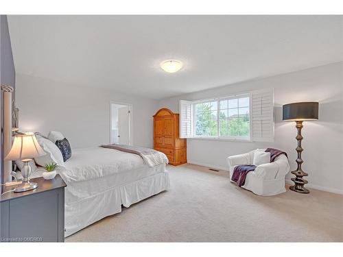 2343 Calloway Drive, Oakville, ON - Indoor Photo Showing Bedroom