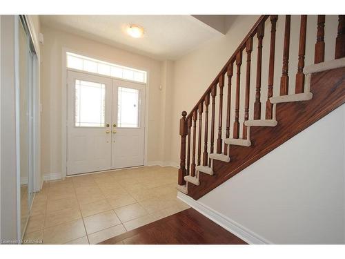 24-2019 Trawden Way, Oakville, ON - Indoor Photo Showing Other Room