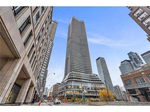 3906-11 Wellesley Street West Street, Toronto, ON - Outdoor With Facade