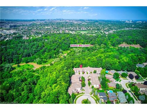 10-2303 Hill Ridge Court, Oakville, ON - Outdoor