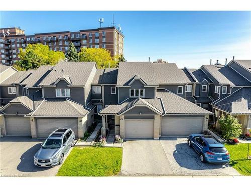 43-3600 Colonial Drive, Mississauga, ON - Outdoor With Facade