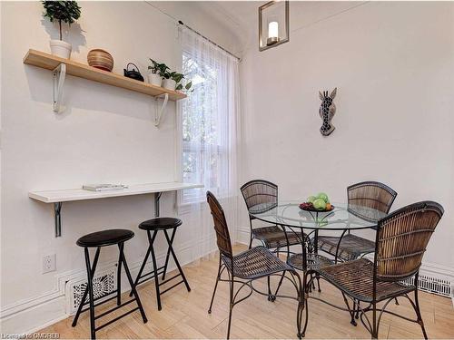 12 William Street, Hamilton, ON - Indoor Photo Showing Dining Room