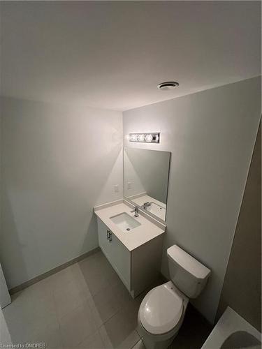 403-600 North Service Road, Stoney Creek, ON - Indoor Photo Showing Bathroom