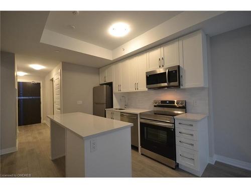 480 Gordon Krantz Avenue, Milton, ON - Indoor Photo Showing Kitchen