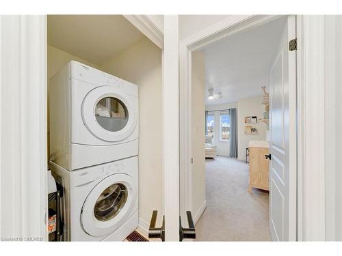 45 Nisbet Boulevard, Waterdown, ON - Indoor Photo Showing Laundry Room