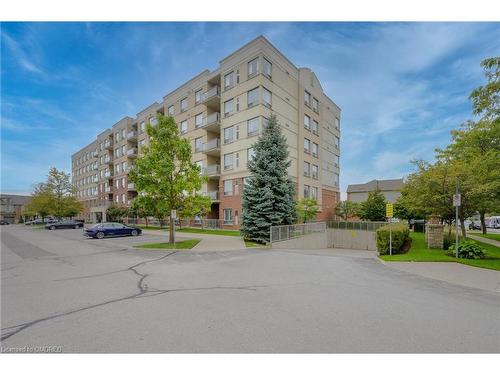 209-5070 Fairview Street, Burlington, ON - Outdoor With Balcony With Facade