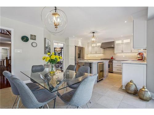 10011 Hume Court, Milton, ON - Indoor Photo Showing Dining Room