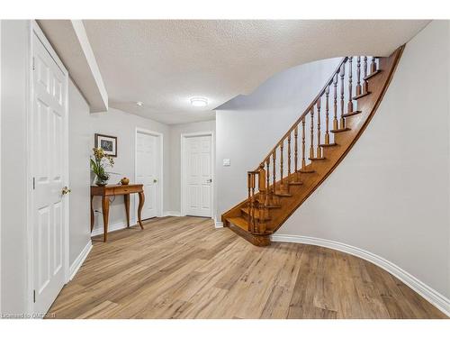 10011 Hume Court, Milton, ON - Indoor Photo Showing Other Room