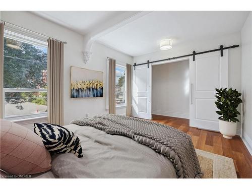 56 Colbourne Street, Hamilton, ON - Indoor Photo Showing Bedroom