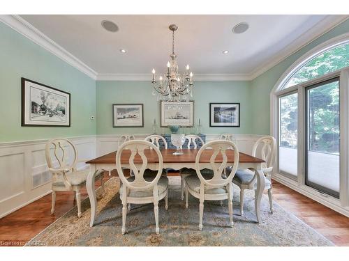 24 Raymar Place, Oakville, ON - Indoor Photo Showing Dining Room