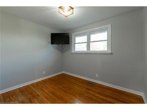 5 Montcalm Street, St. Thomas, ON - Indoor Photo Showing Other Room