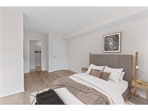 1354 William Halton Parkway, Halton, ON - Indoor Photo Showing Bedroom