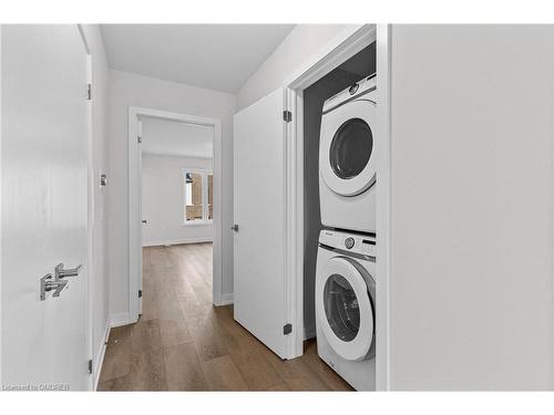 1354 William Halton Parkway, Halton, ON - Indoor Photo Showing Laundry Room