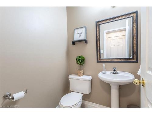 259 Littlewood Drive, Oakville, ON - Indoor Photo Showing Bathroom