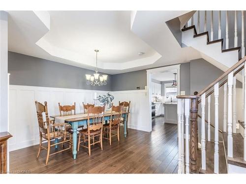 259 Littlewood Drive, Oakville, ON - Indoor Photo Showing Dining Room