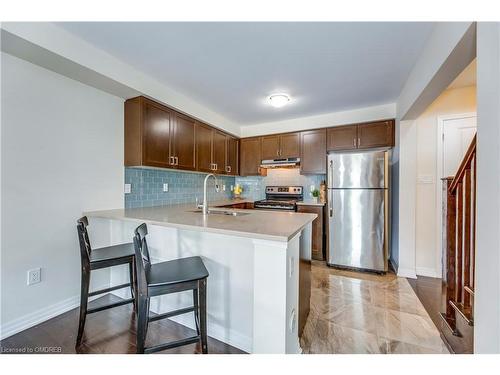 3059 Mistletoe Gardens, Oakville, ON - Indoor Photo Showing Kitchen