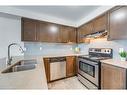 3059 Mistletoe Gardens, Oakville, ON  - Indoor Photo Showing Kitchen With Double Sink 