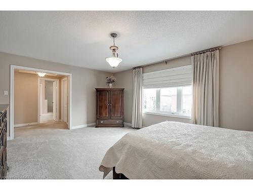 1510 Craigleith Road, Oakville, ON - Indoor Photo Showing Bedroom