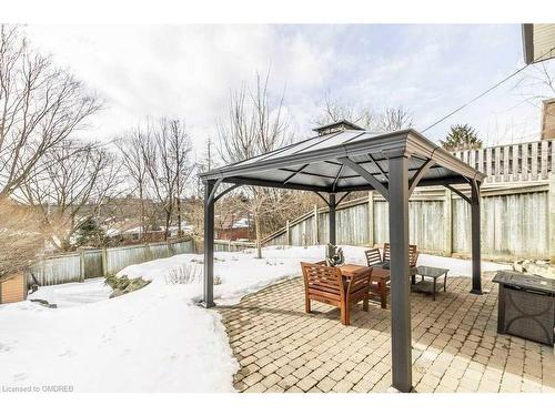 Upper Apt-50 Ridgewood Avenue, Guelph, ON - Outdoor