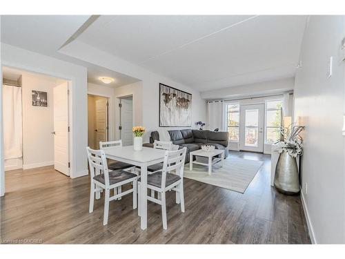 103-175 Commonwealth Street, Kitchener, ON - Indoor Photo Showing Dining Room