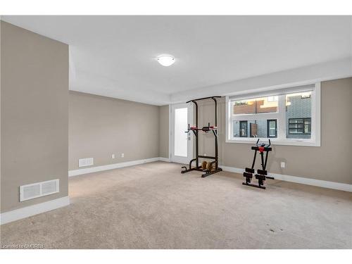 16-60 Arkell Road, Guelph, ON - Indoor Photo Showing Gym Room