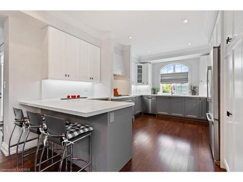 139 Wilson Street, Oakville, ON - Indoor Photo Showing Kitchen